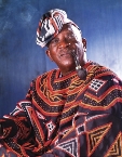 Ousmane Sembene en tenue Bamileke